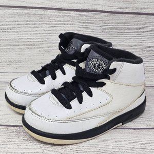 Jordan‎ 2 Retro BT Toddlers' Shoes White-Black-Dark Grey Size 7C